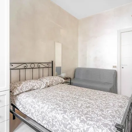 Διαμέρισμα Mo30 Loreto- Duomo- Large Modern - *